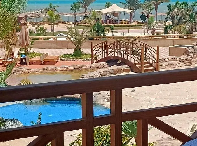 Tony'S Privy Beds By Red Sea
